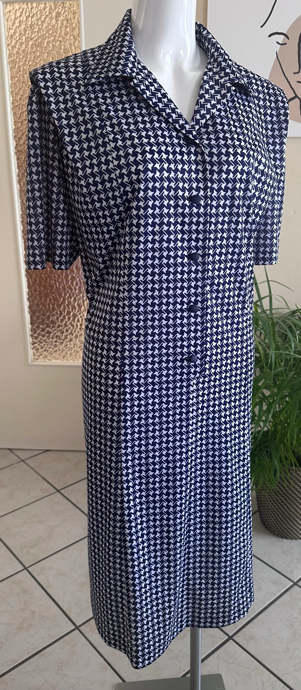 Navy and White Printed Vintage Dress Size 48/50 – Impeccable Condition – photo 4